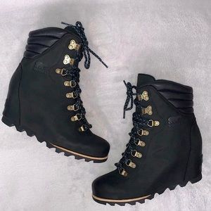 Sorel Conquest Waterproof Wedge Boot